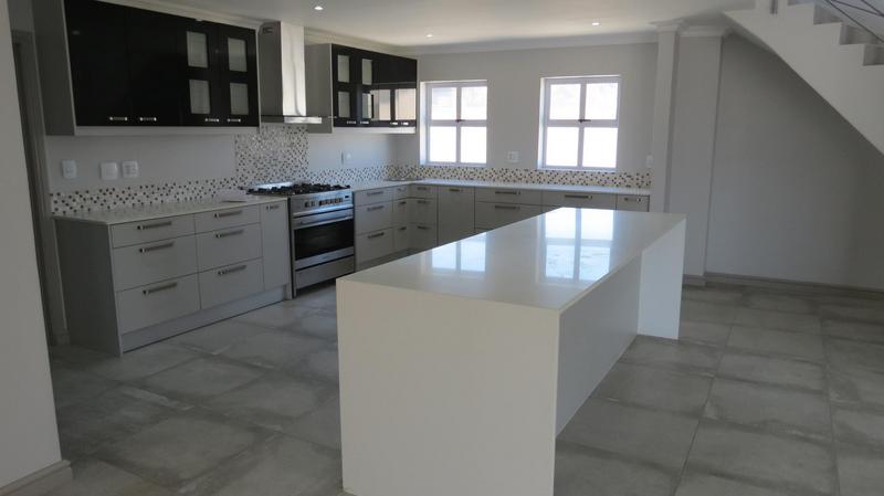 4 Bedroom Property for Sale in Myburgh Park Western Cape